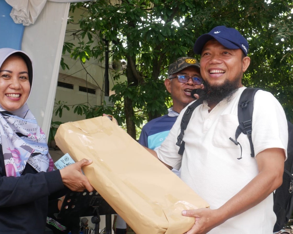 Jalan Santai dan Donor Darah IKA SMPN 3 Pekanbaru Meriah