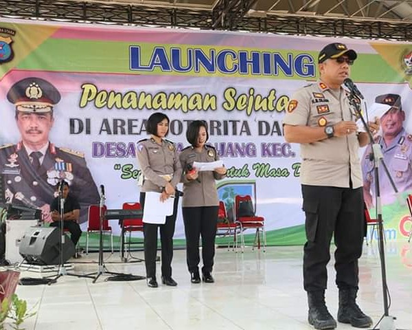 Pemkab Taput Dukung Launching Penanaman Sejuta Pohon