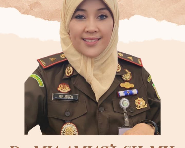 DR. Dra. Mia Amiati, SH, MH Secara Resmi Dilantik Jaksa Agung RI Sebagai Kajati Provinsi Riau