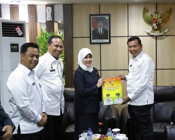 Dalam Studi Banding Ke MPP Kota Pekanbaru, Kajati Provinsi Riau: Apresiasi Atas Layanan Cepat Yang Diberikan Kepada Masyarakat