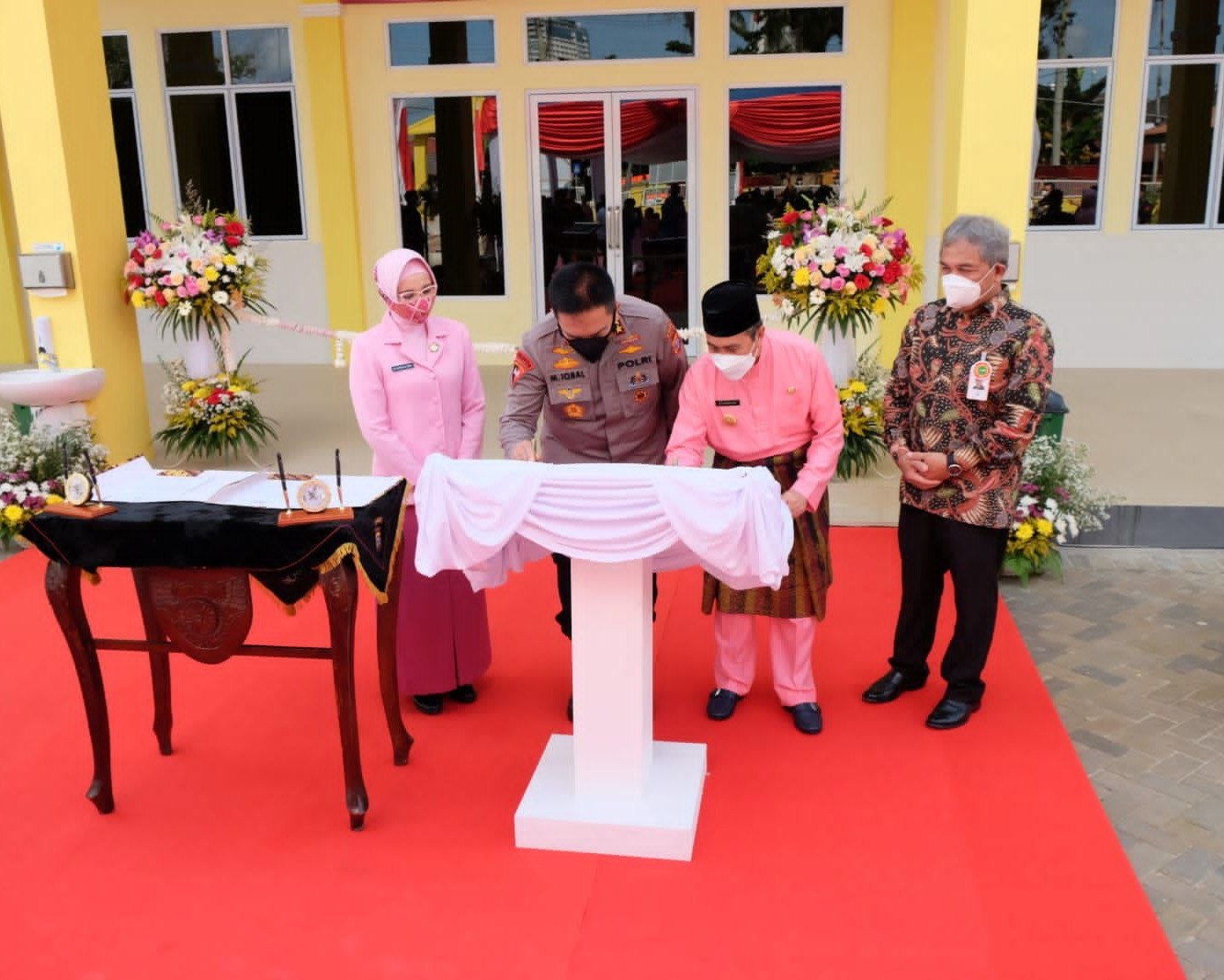 Gedung Serbaguna Lancang Kuning Kemala Bhayangkari Diresmikan, Ketua  Bhayangkari Daerah Riau : Kami Ingin Memberikan Yang Terbaik Untuk Masyarakat