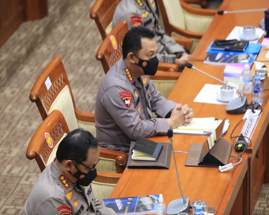 Di Hadapan Komisi III DPR RI, Kapolri Paparkan 15 Aplikasi Layanan Publik Semudah Memesan Makanan