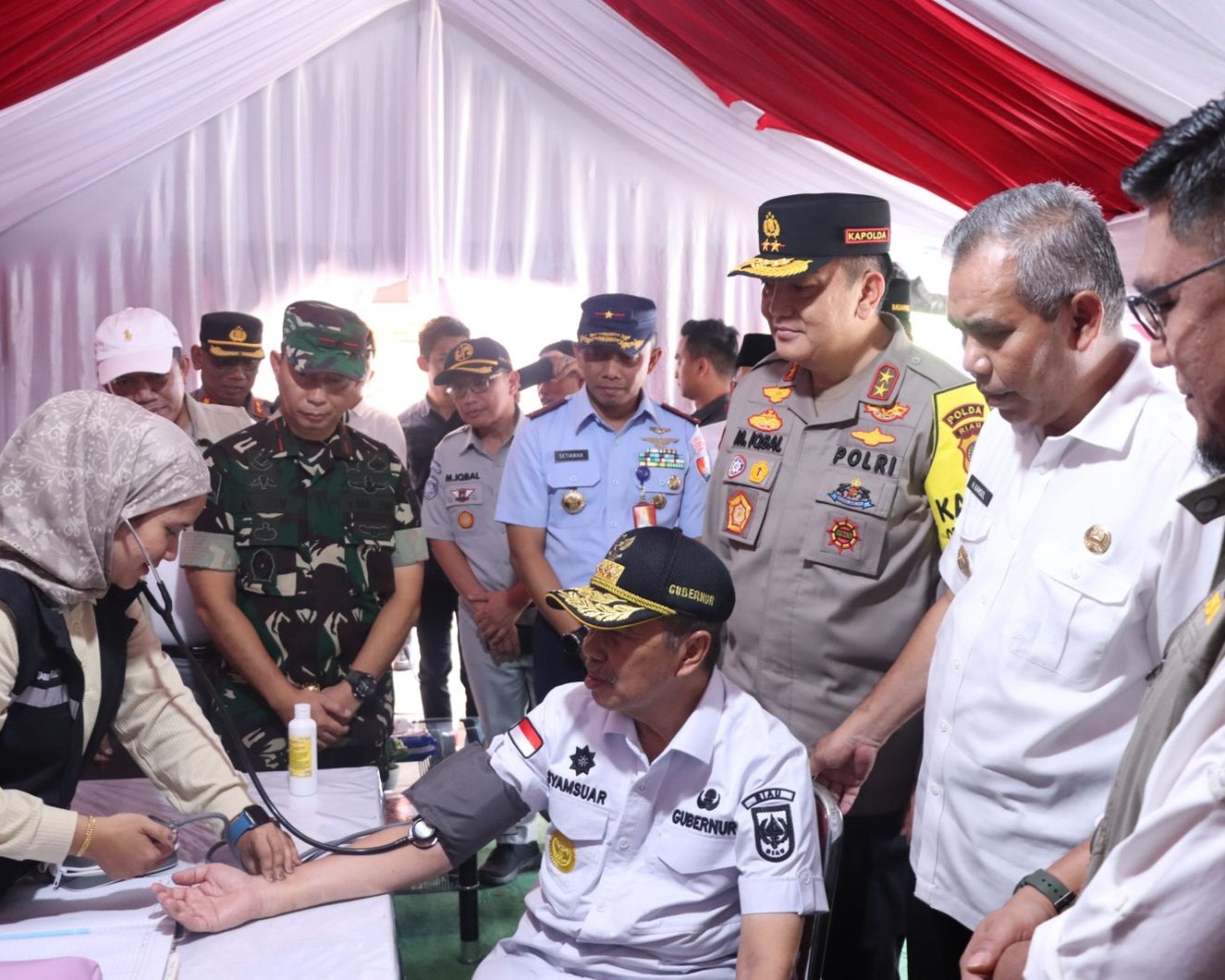 Kapolda Riau Bersama Forkopimda Tinjau Pos Pengamanan Operasi Ketupat Lancang Kuning 2023 Dekat Perbatasan Sumatera Barat