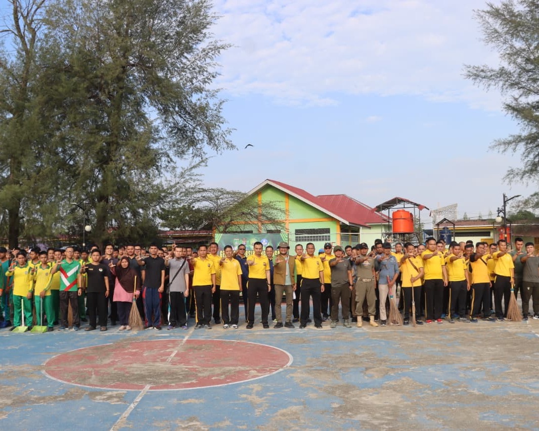 Polres Dumai Gelar Kurvei Bersih Lingkungan Dalam Rangka Gerakan Indonesia Asri