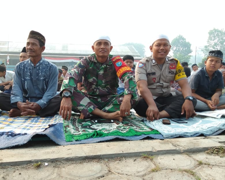 Warga Kalampangan Kota Palangkaraya Laksanakan Sholat Istisqa