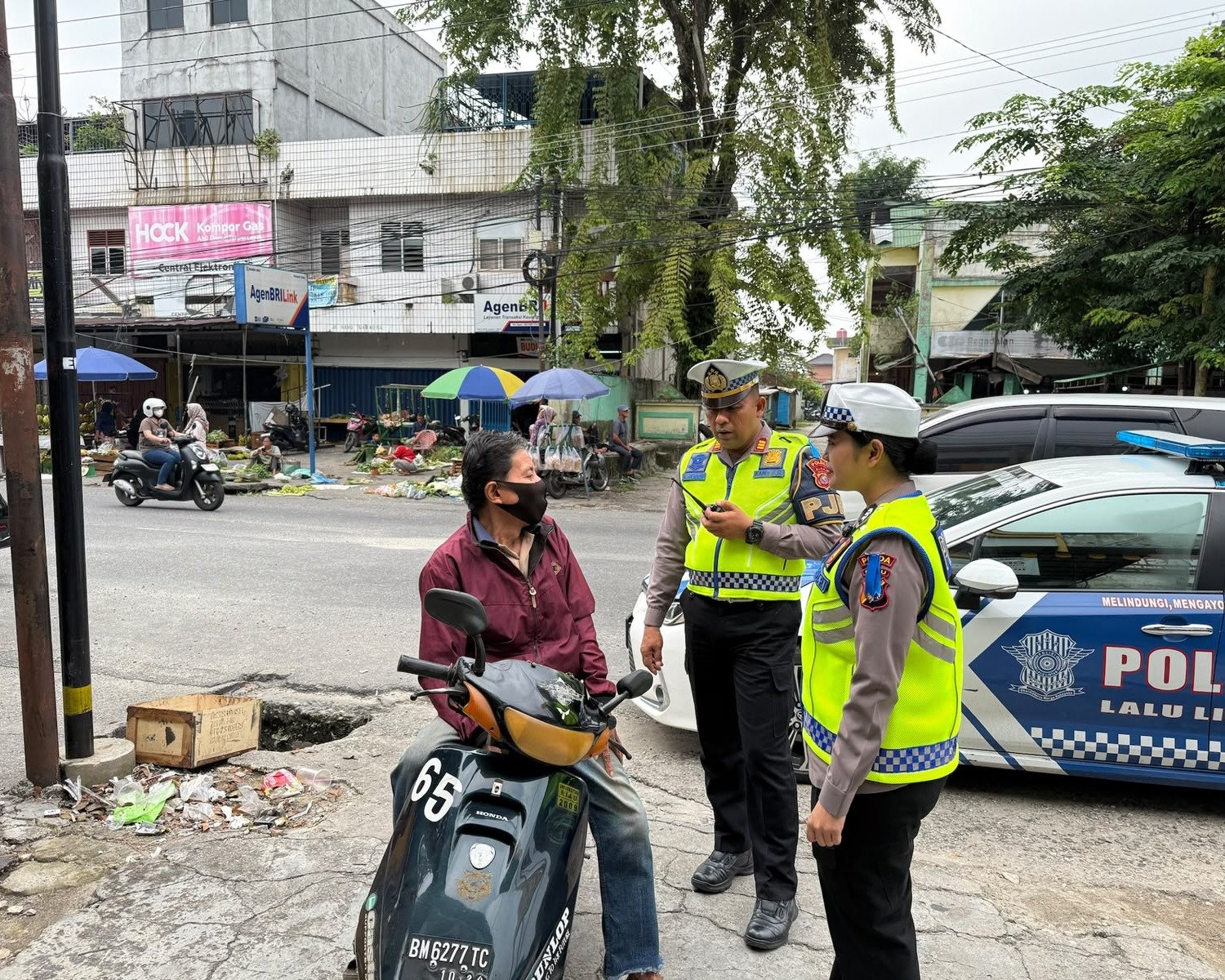 Hari Keenam, Operasi Patuh Lancang Kuning 2026, Satgas Preventif Kedepankan Edukasi Humanis Di Pasar Sail