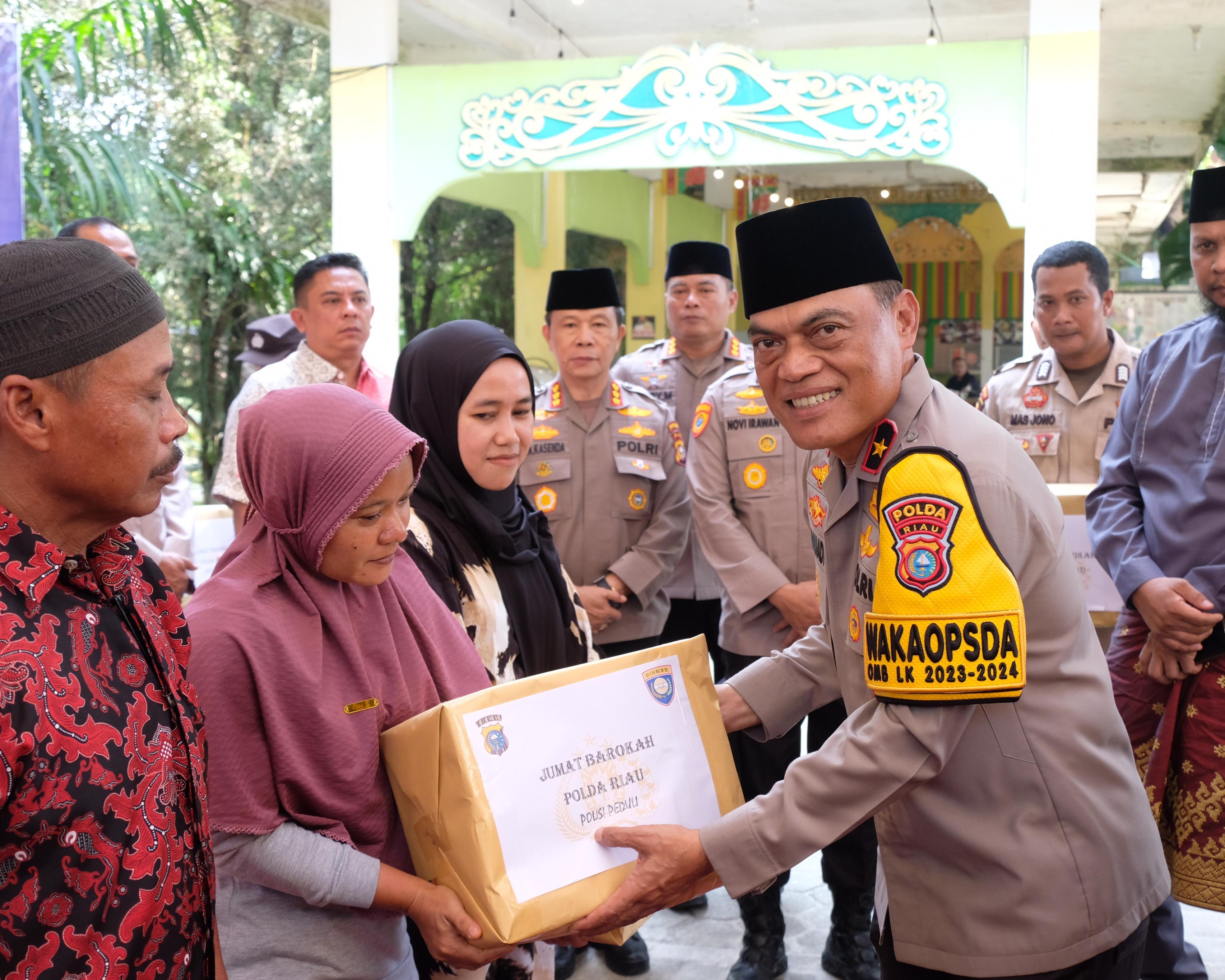 Wakapolda Riau Jawab Curhatan Warga Soal Tipiring Hingga Polisi RW