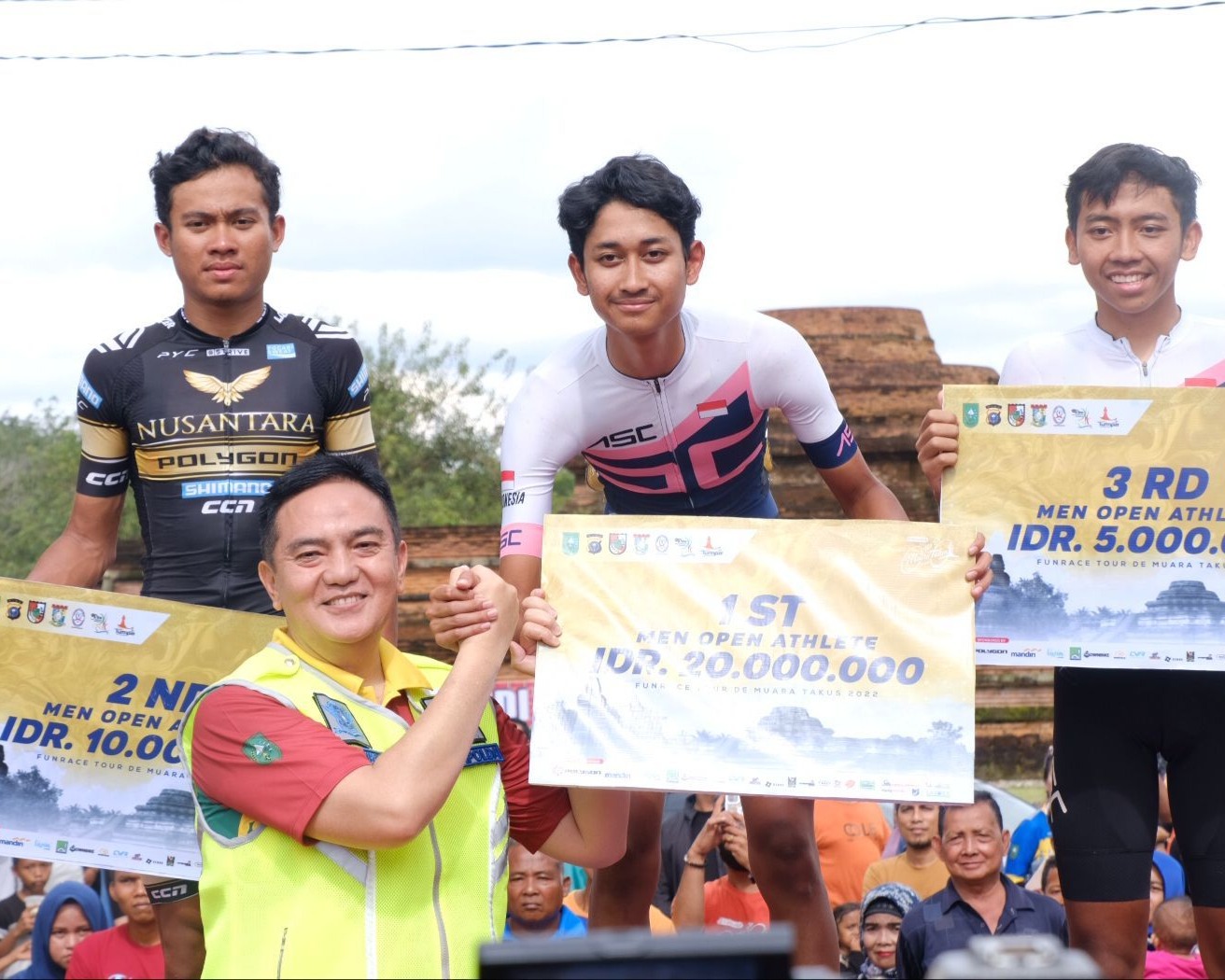 M Syelhan Nur Rahmad Dari ASC Monster Raih Juara Pertama Man Open Tour de Muara Takus 2022