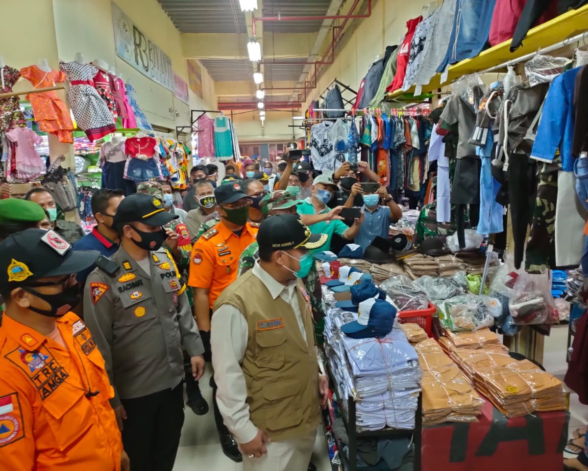 Bupati Kampar Didampingi Forkopimda Sosialisasikan Ke Masyarakat Perbup Nomor 44 Tahun 2020 Tentang Protokol Kesehatan
