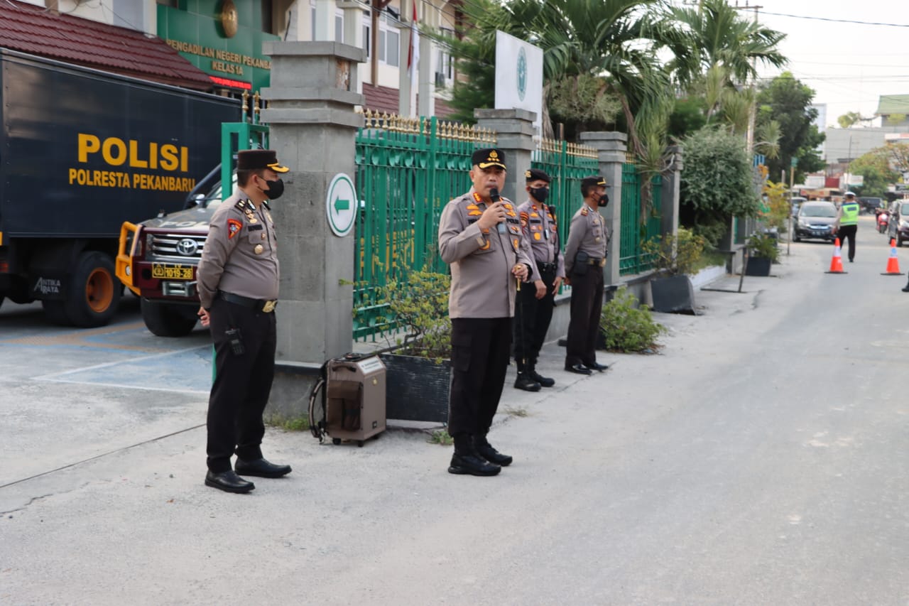 Antisipasi Unras, Polresta Pekanbaru Lakukan Pengamanan Putusan Sidang