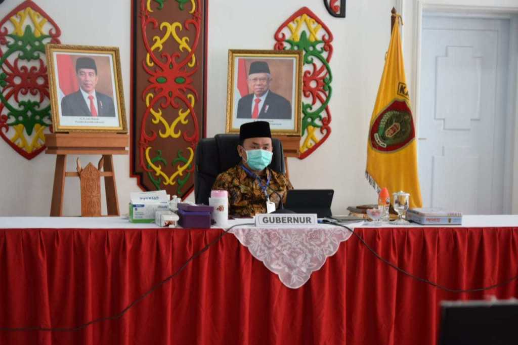 Rakor Persiapan Pilkada Serentak Tahun 2020 Melalui Vidcon Bersama Ketua Bawaslu RI Dan Diikuti Oleh 270 Kepala Daerah