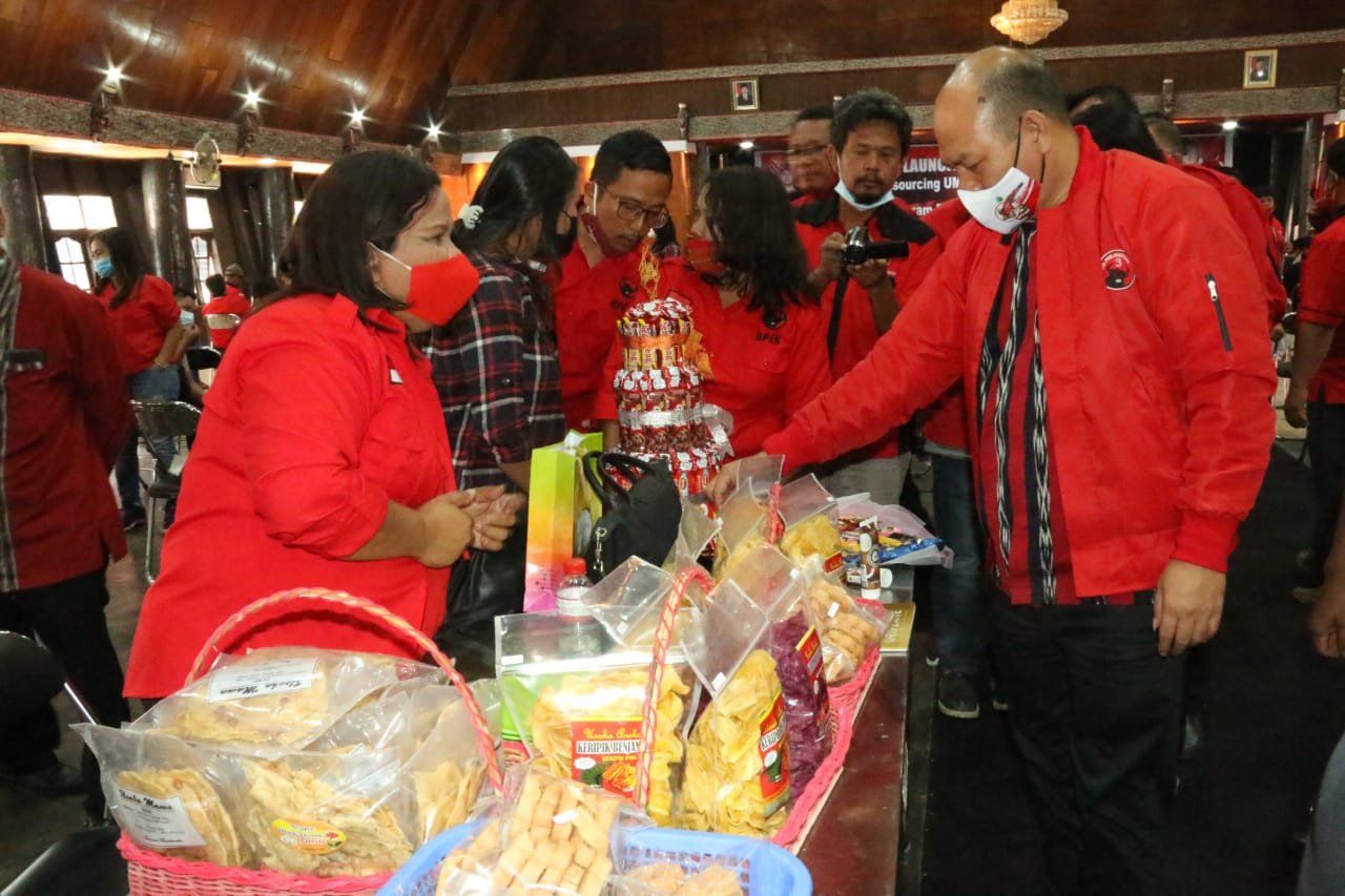Bupati Taput: 'Minimarket di Taput Harus Jual Produk UMKM Daerah Tapanuli Utara'