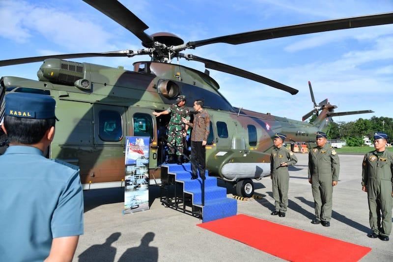 Presiden Tinjau Helikopter Caracal di Pangkalan TNI AU Halim Perdanakusuma