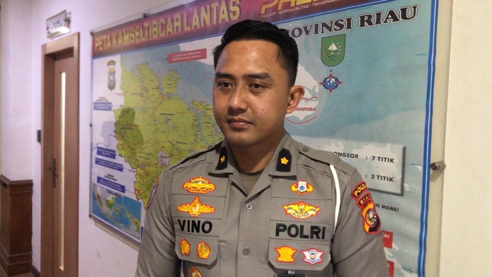 Antisipasi Kabut Asap, Ditlantas Polda Riau Bagikan Masker dan Imbau Warga Manfaatkan SIGNAL