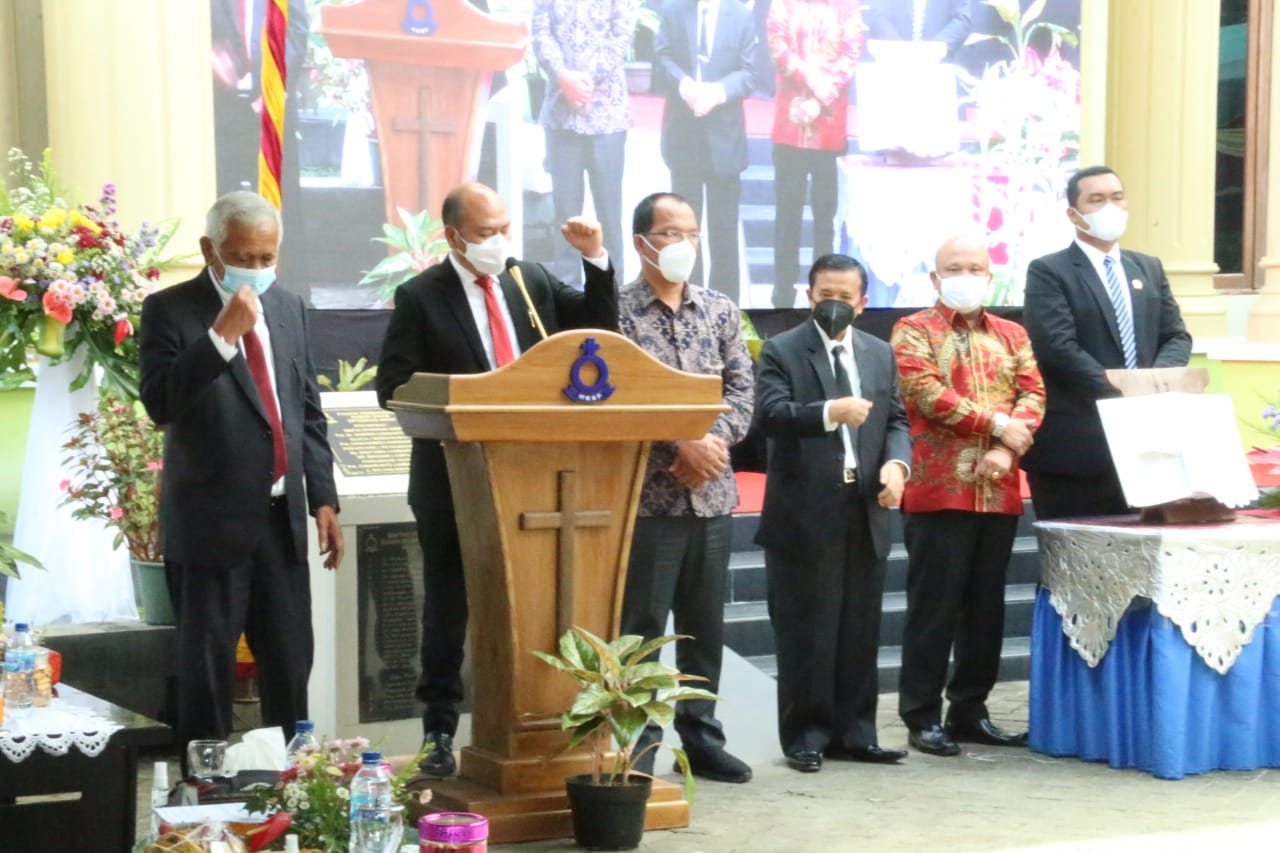 Bupati Taput Hadiri Acara Syukuran Awal Tahun 2021 HKBP di Pearaja Tarutung