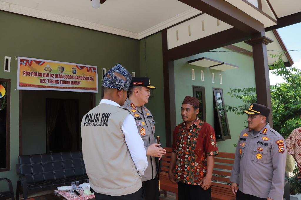 Pastikan Polisi RW Beraksi, Kapolda Riau Kunjungi Pos Polisi RW di Desa Gogok Darussalam Kabupaten Kepulauan Meranti
