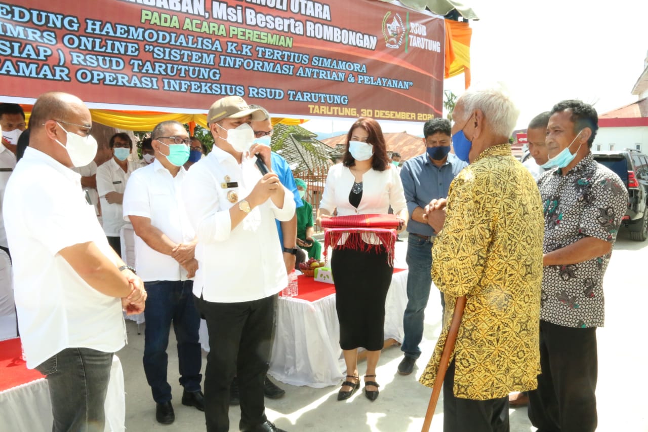 Bupati Taput Resmikan Gedung Haemodialisa, Ruang Operasi Infeksius dan SIMSR di Rumah Sakit Tarutung