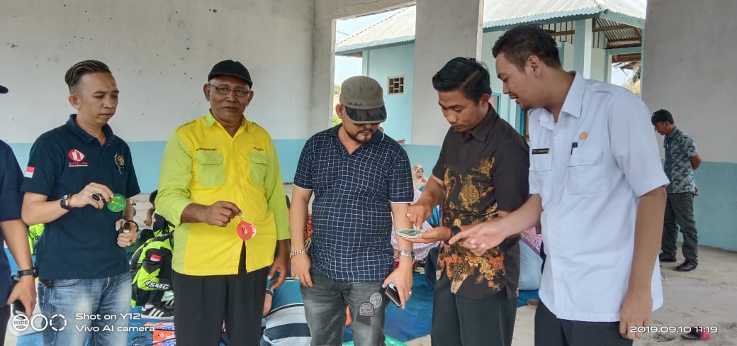 Disdagperin Muba Gelar Pelatihan Souvenir Berbahan Karet di Desa SP2 Bukit Selabu
