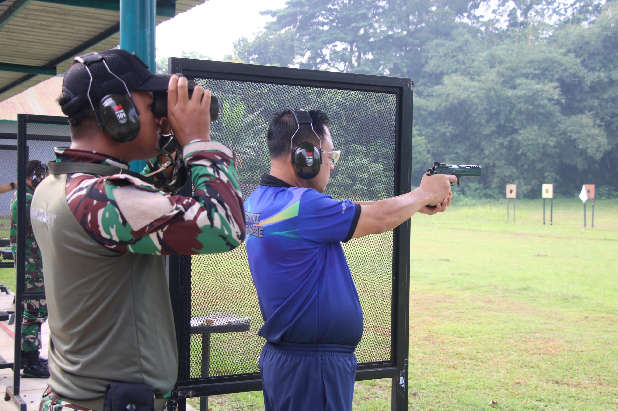 Latihan Menembak Bersama Kodau I Sebagai Wujud Pembinaan Kemampuan Prajurit