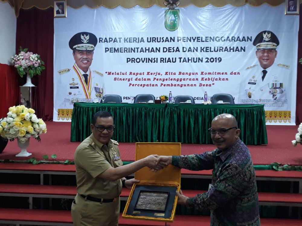 Pemprov Riau Menganggarkan Rp 200 Juta Untuk Masing - Masing Desa
