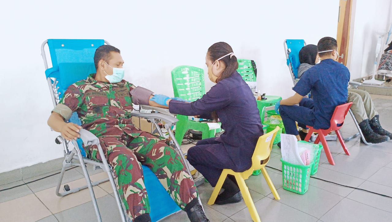 Hari Ke-2, Kodim 0301/Pekanbaru Bersama PMI Melaksanakan Baksos Donor Darah