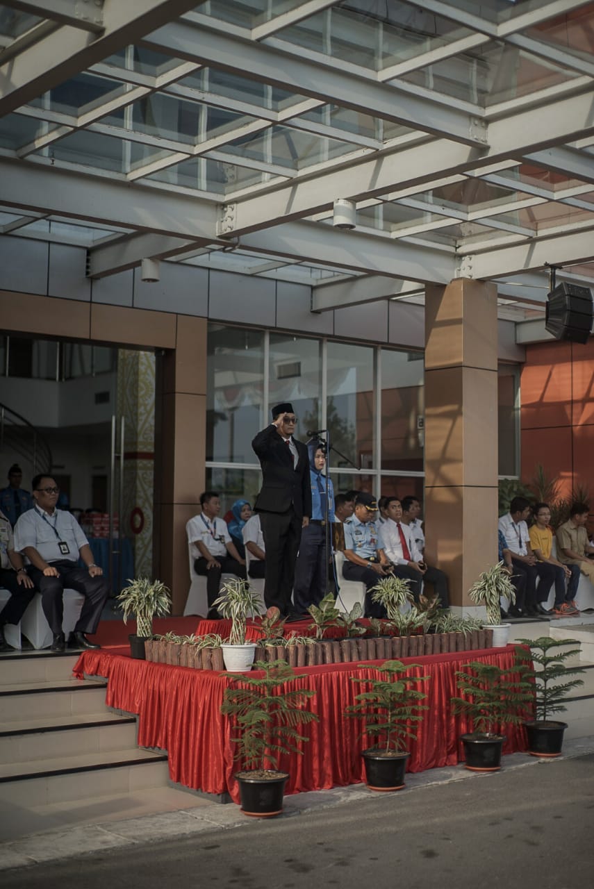 PT Angkasa Pura II (Persero) Bandara SSK II Pekanbaru Gelar Upacara Memperingati HUT RI Ke 74 Tahun 2019 dan Penyerahan Bantuan 60 Kursi Roda Untuk Disabilitas