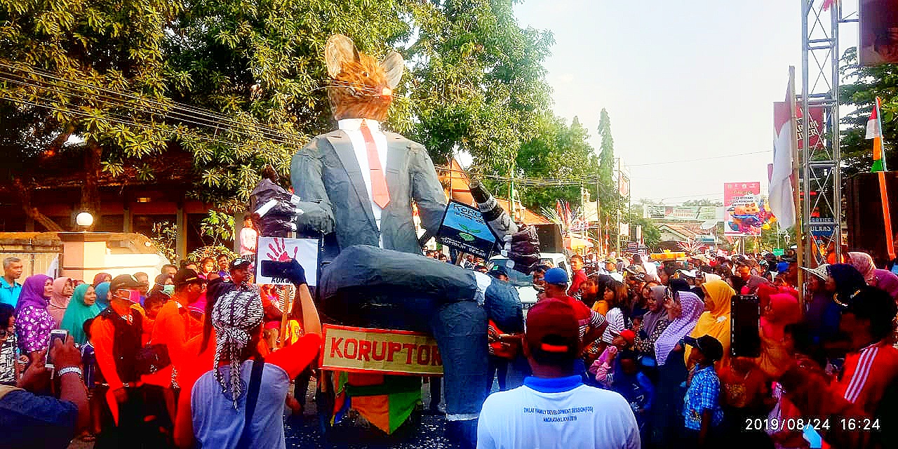 Indahnya Karnaval Seni Budaya di Kecamatan Gemuh Jawa Tengah