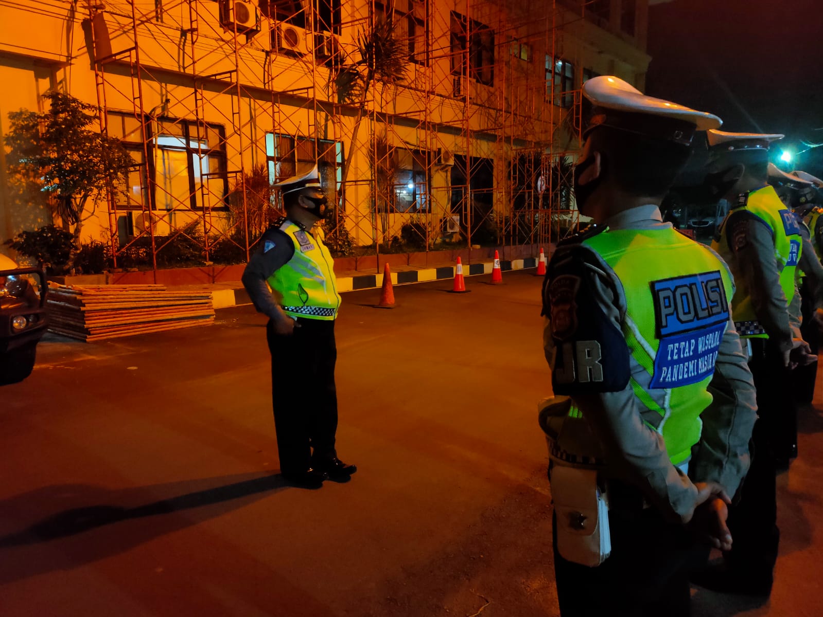 Ditlantas Polda Banten, Berikan Himbauan Kepada Masyarakat Dengan, 'Yuk Ngopi Wae'