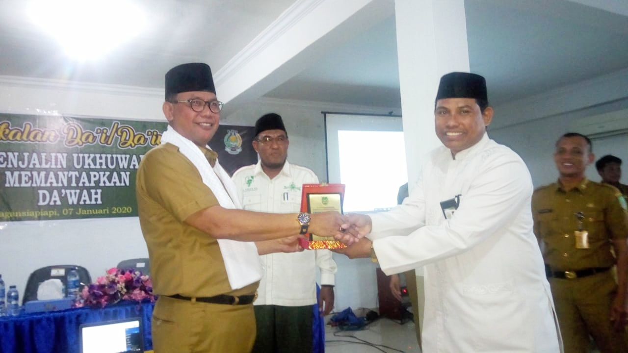 Bupati Rohil Membuka Secara Resmi Pembekalan Da’i dan Da’iyah