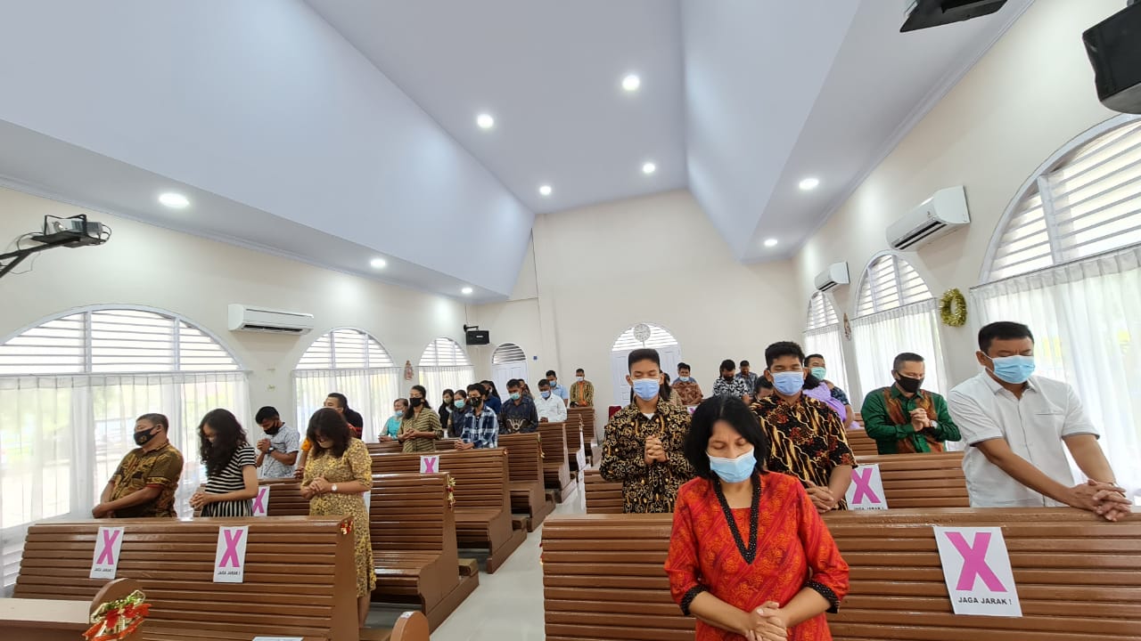 Umat Kristiani Lanud RSN, Awali Tahun 2021 Dengan Melaksanakan Ibadah