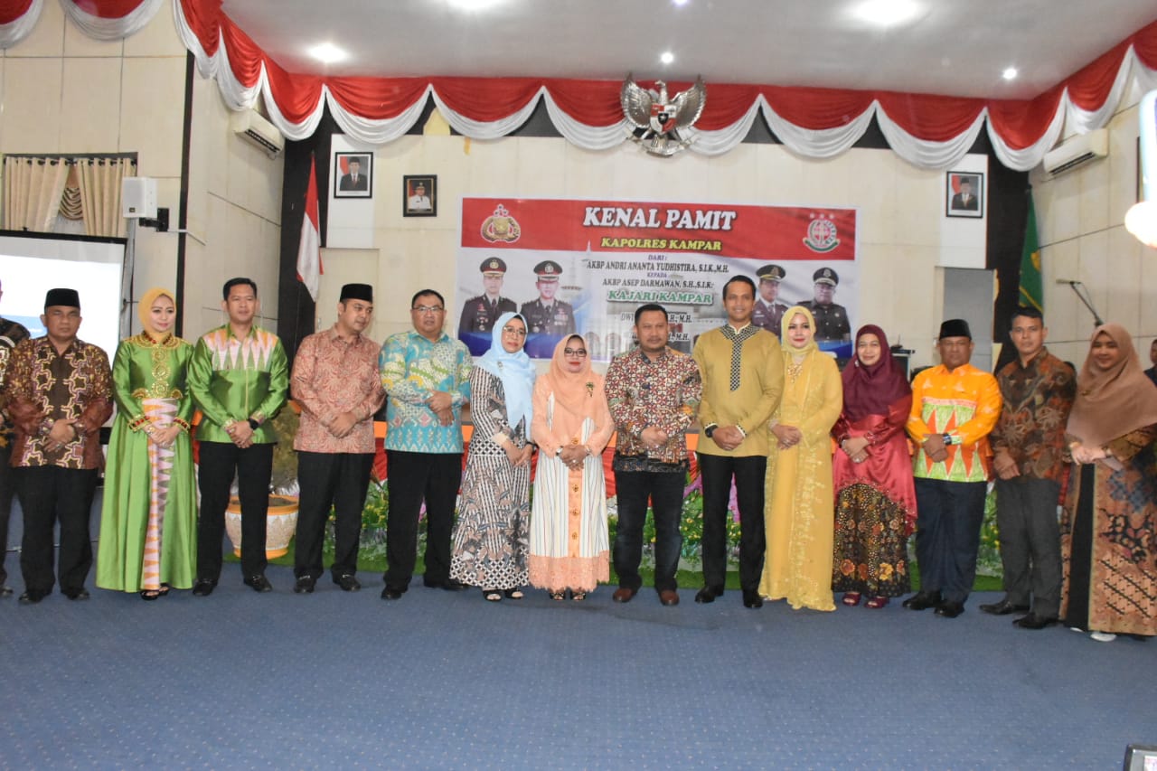 Acara Kenal Pamit Kapolres Digelar di Aula Rumdis Bupati Kampar