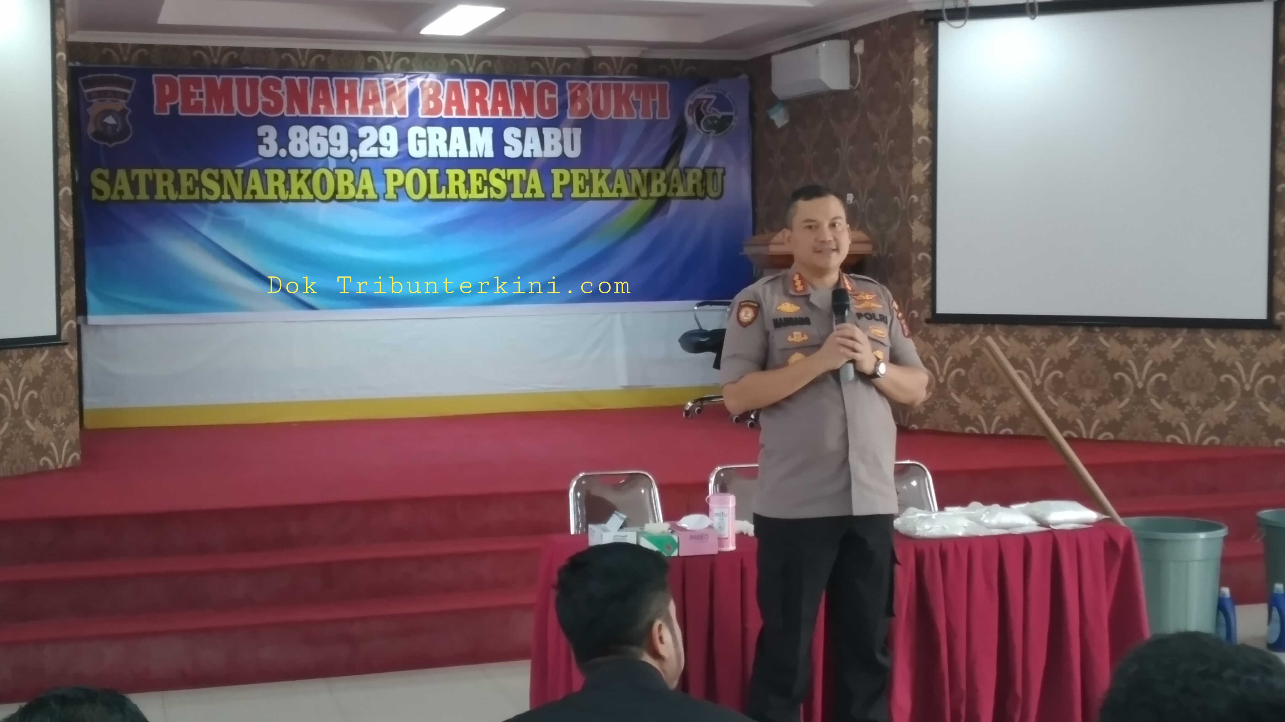 Kapolresta Pekanbaru Pimpin Pemusnahan Barang Bukti Narkotika Jenis Sabu Seberat 3,869,29 Gram