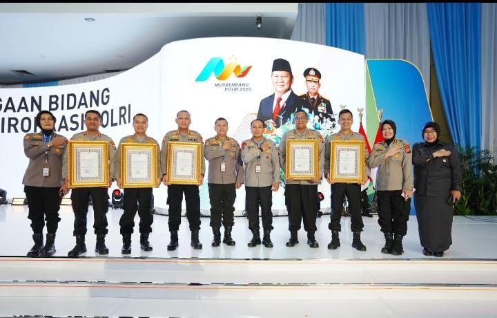 Polres Siak Raih Penghargaan Kategori Pelayanan Prima Dalam Musrenbang Polri 2025, Kapolres: Ini Hasil Kerja Kolektif Dan Dukungan Masyarakat