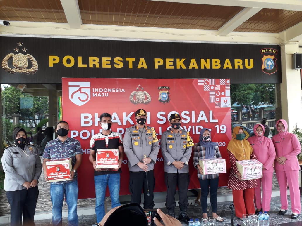 Peduli Covid-19, Polresta Pekanbaru Laksanakan Bhakti Sosial