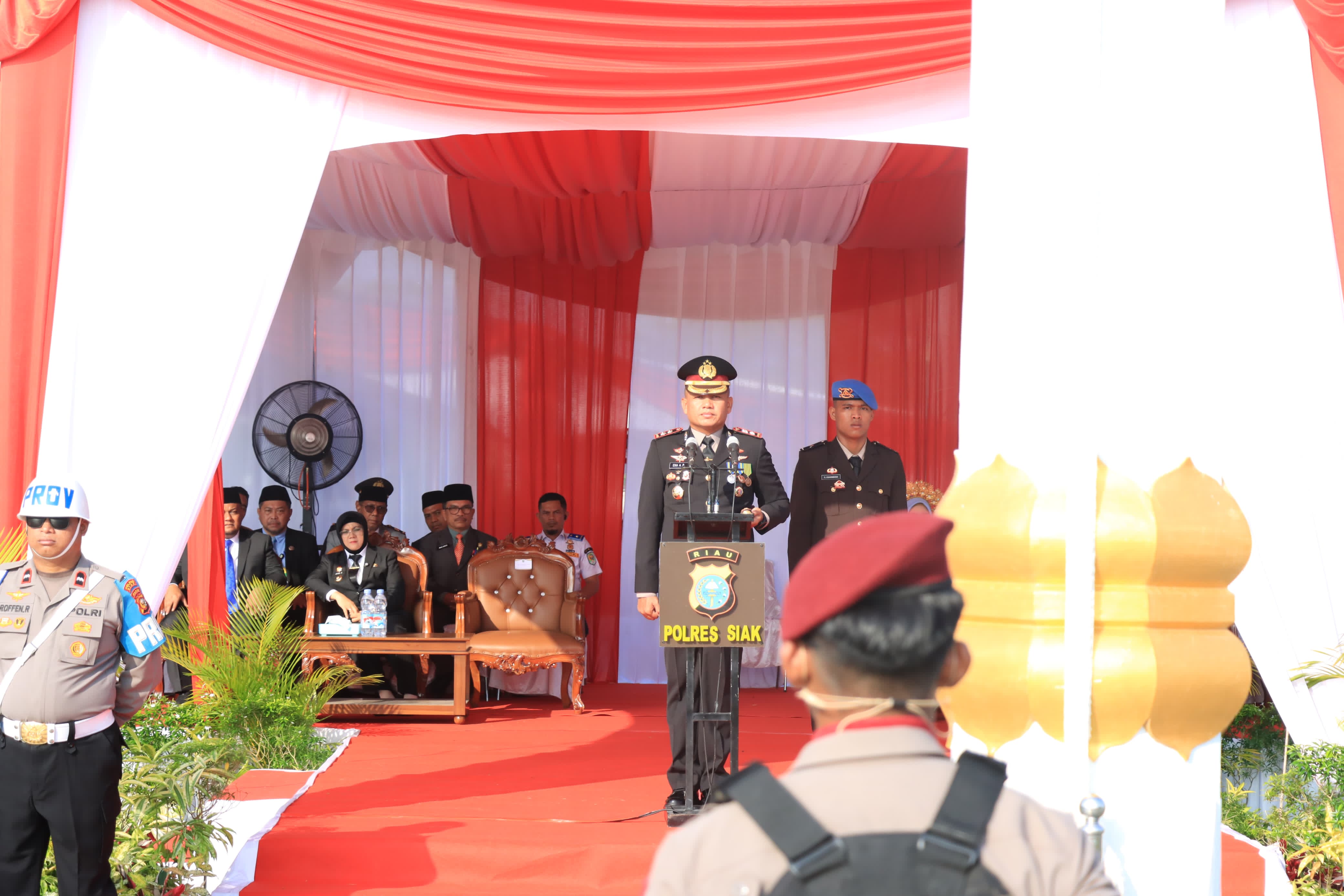 Semarak Peringatan Hari Bhayangkara Ke-79 di Jantung Kota Siak, Polri Tegaskan Komitmen Melayani Masyarakat