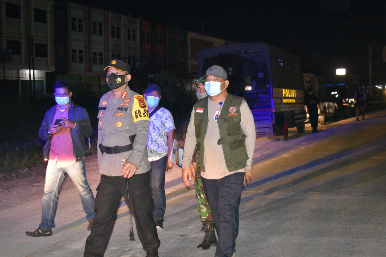 Antisipasi Ancaman Kamtibmas dan Teroris, Kapolresta Pekanbaru Pimpin Langsung Patroli Cipkon Gabungan TNI - Polri dan Satpol PP