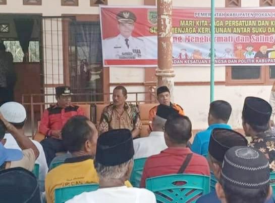 Wabup H.Jamiludin Serahkan Bantuan Pendistribusi Zakat oleh Baznas Rokan Hilir 