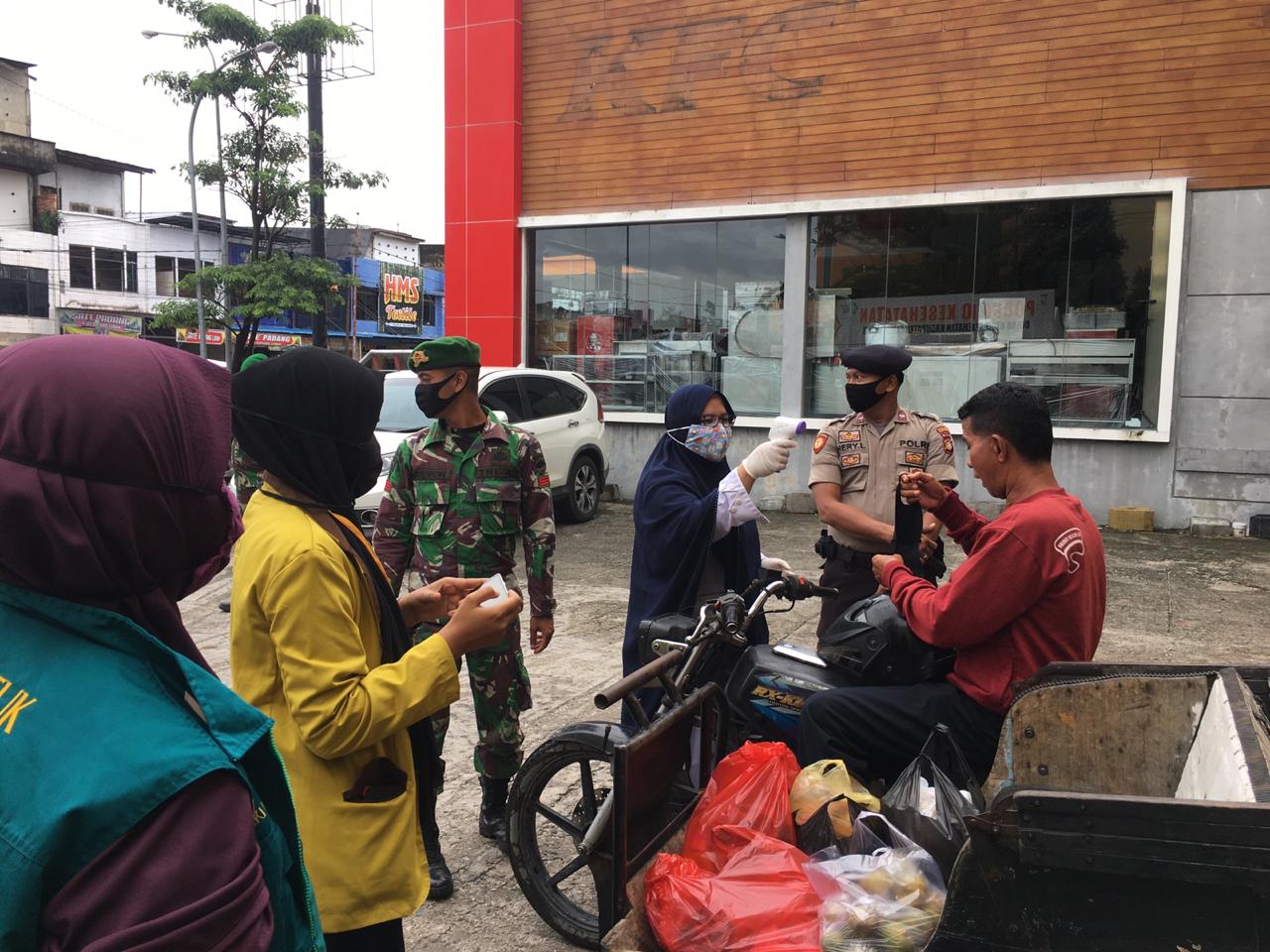 Tim Gabungan di Kabupaten Kampar Lakukan Pendisiplinan Masyarakat Untuk Patuhi Protokol Kesehatan
