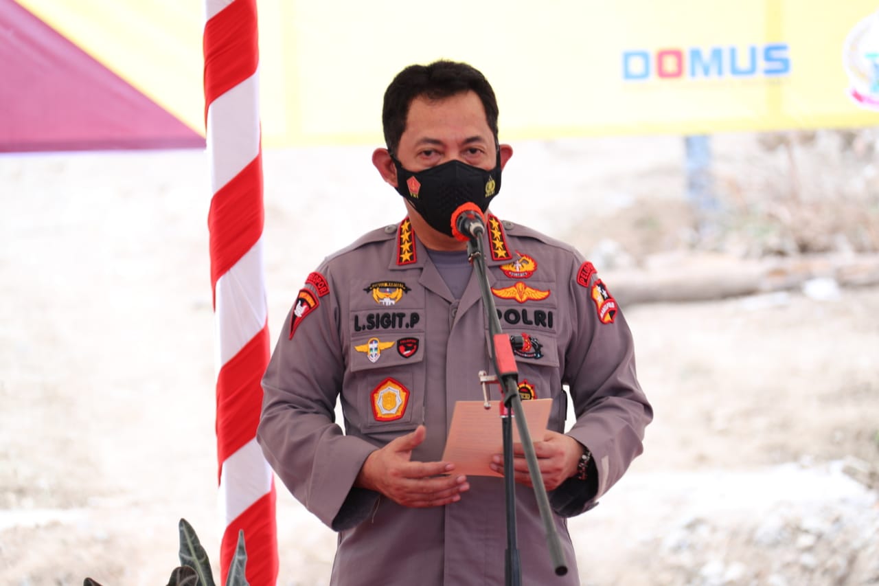 Gubernur Sulsel dan Kapolri Resmikan Pembangunan Rumah Polisi Korban Gempa Bumi di Sulbar