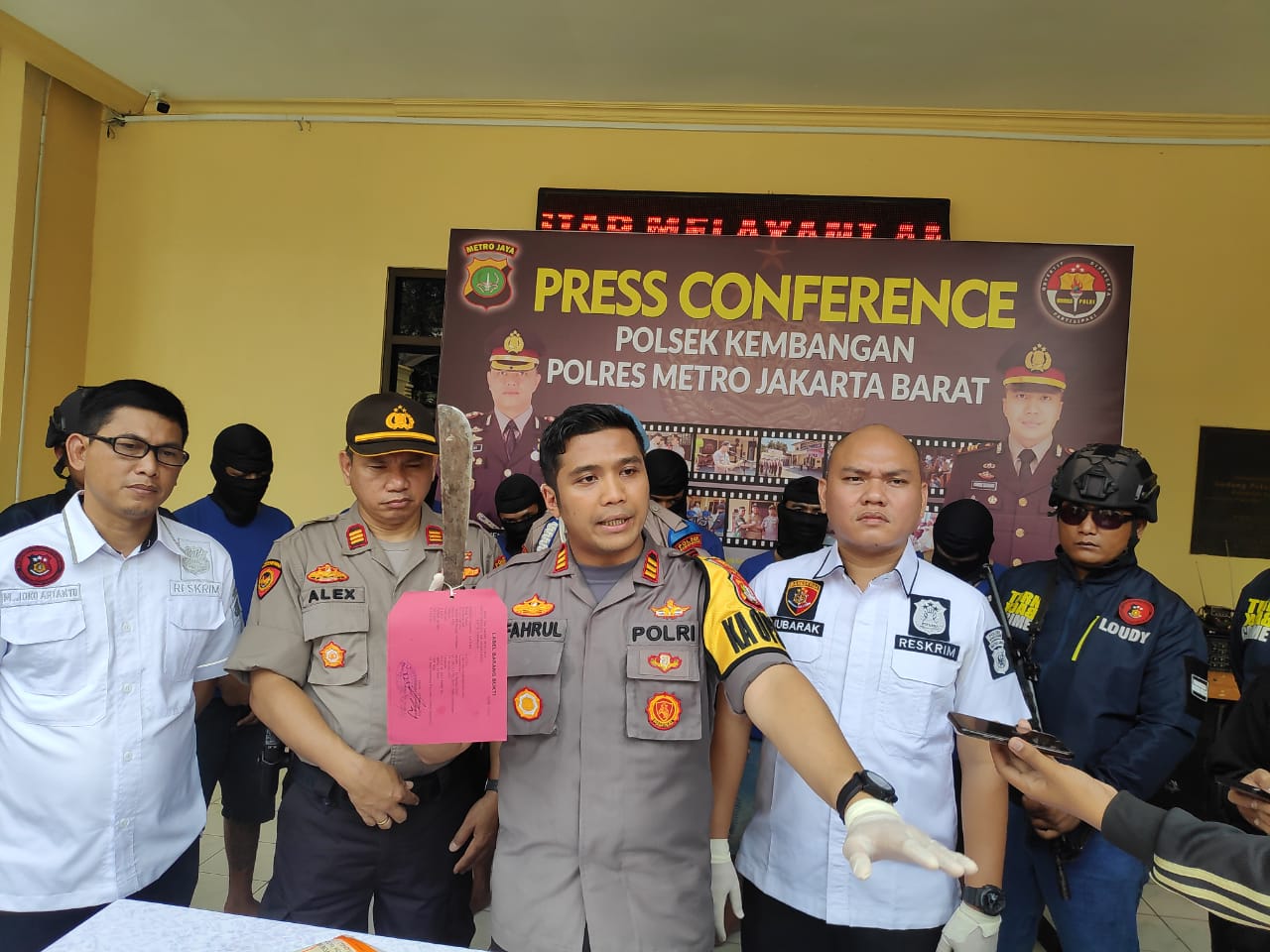 Dalam 1 Bulan, Polsek Kembangan Berhasil Ungkap 5 Kasus Kejahatan Jalanan 
