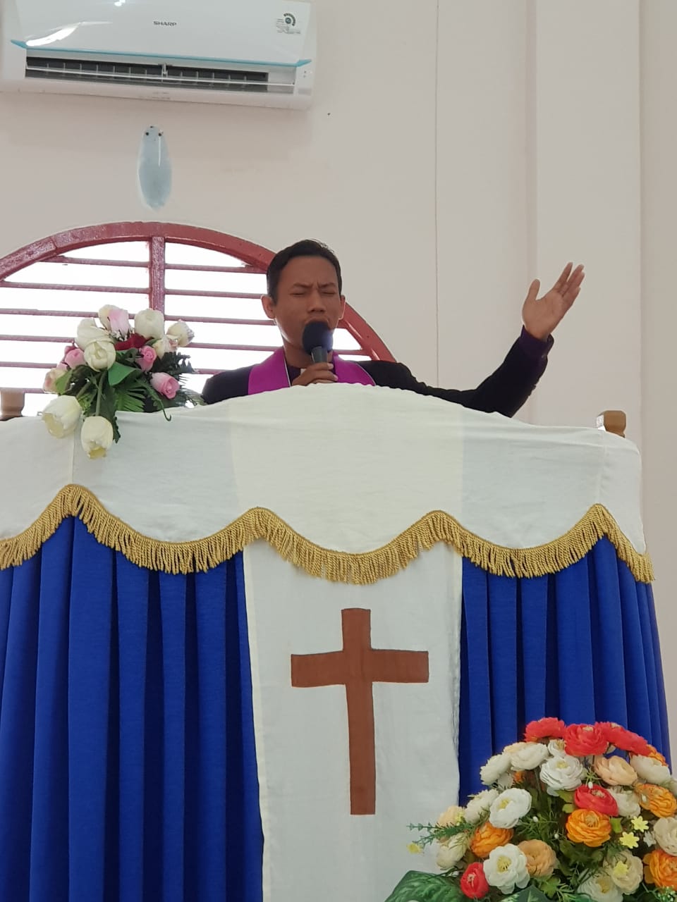 Kunjungan Presiden RI, Umat Kristiani TNI Lakukan Doa Bersama