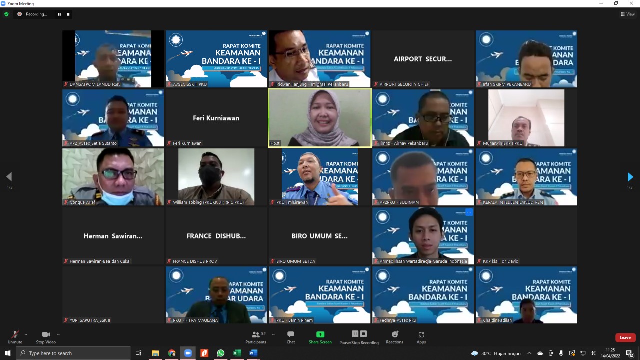 PT Angkasa Pura II Kantor Cabang Bandara SSK II Pekanbaru Gelar Rapat Komite Keamanan Bandara