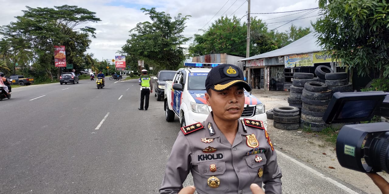 Kapolres Kampar : Arus Lalin di Jalan Lintas Riau - Sumbar Masih Ramai, Personil Masih Disiagakan