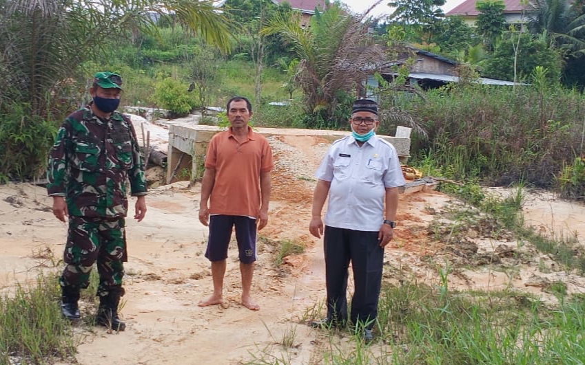 Pasiter Kodim 0301/PBR Tinjau Lokasi Wacana Lokasi Penentuan Usulan TMMD TA 2022