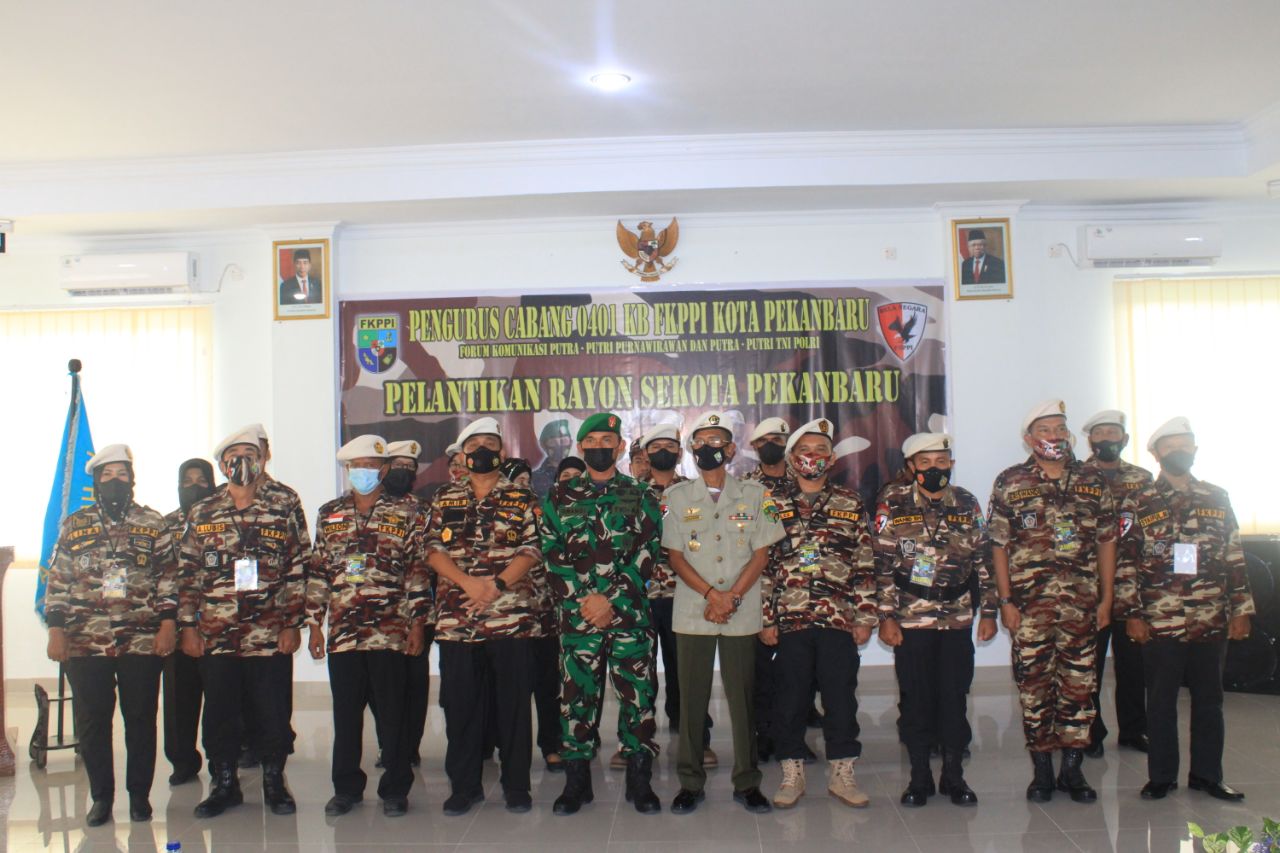 Kaur Komsos Kodim 0301/PBR Membuka Pelantikan Rayon KB FKPPI Se-Kota Pekanbaru