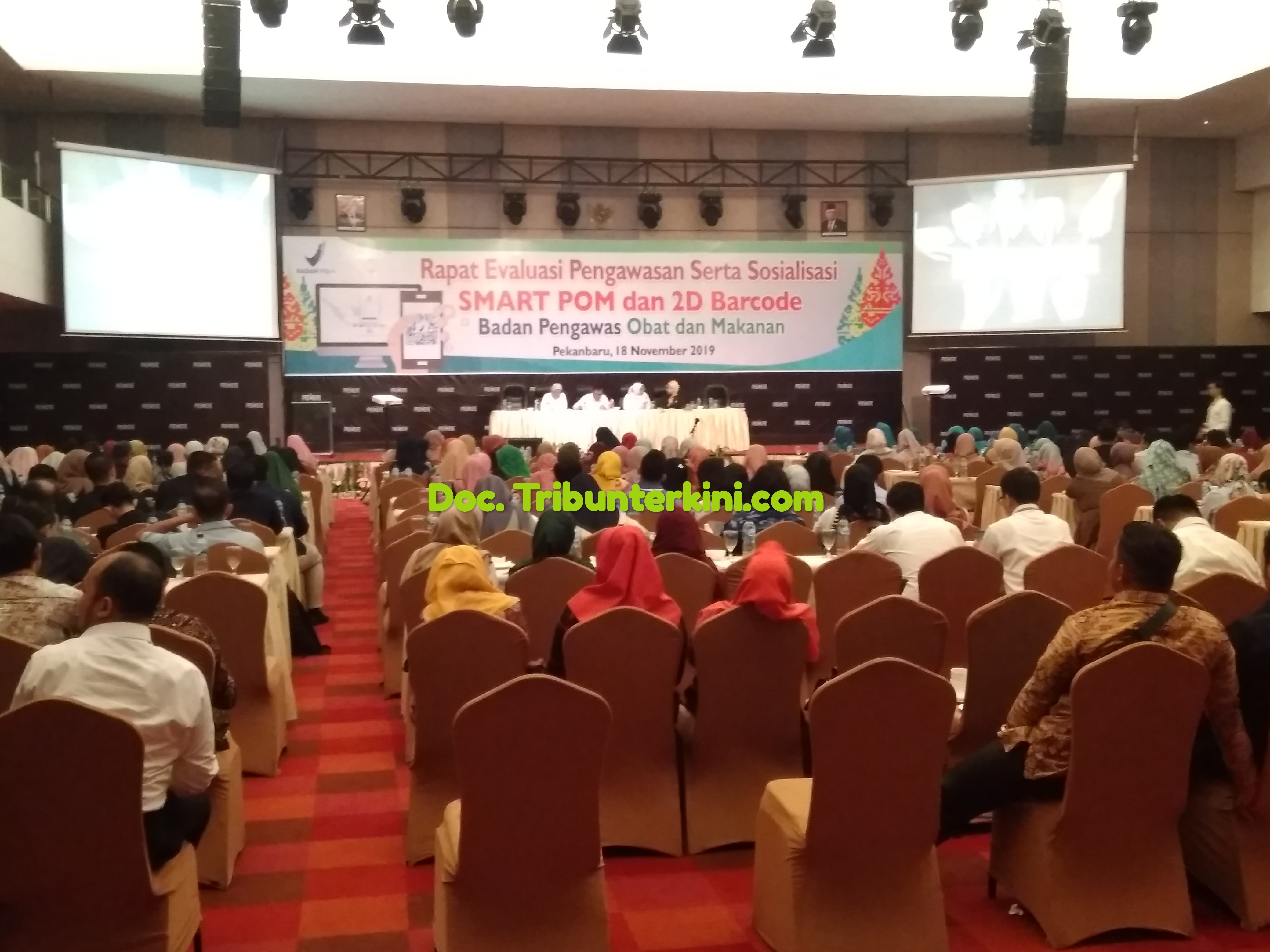 BPOM Mengelar Rapat Evaluasi Pengawasan Serta Sosialisasi Smart POM dan 2D Barcode