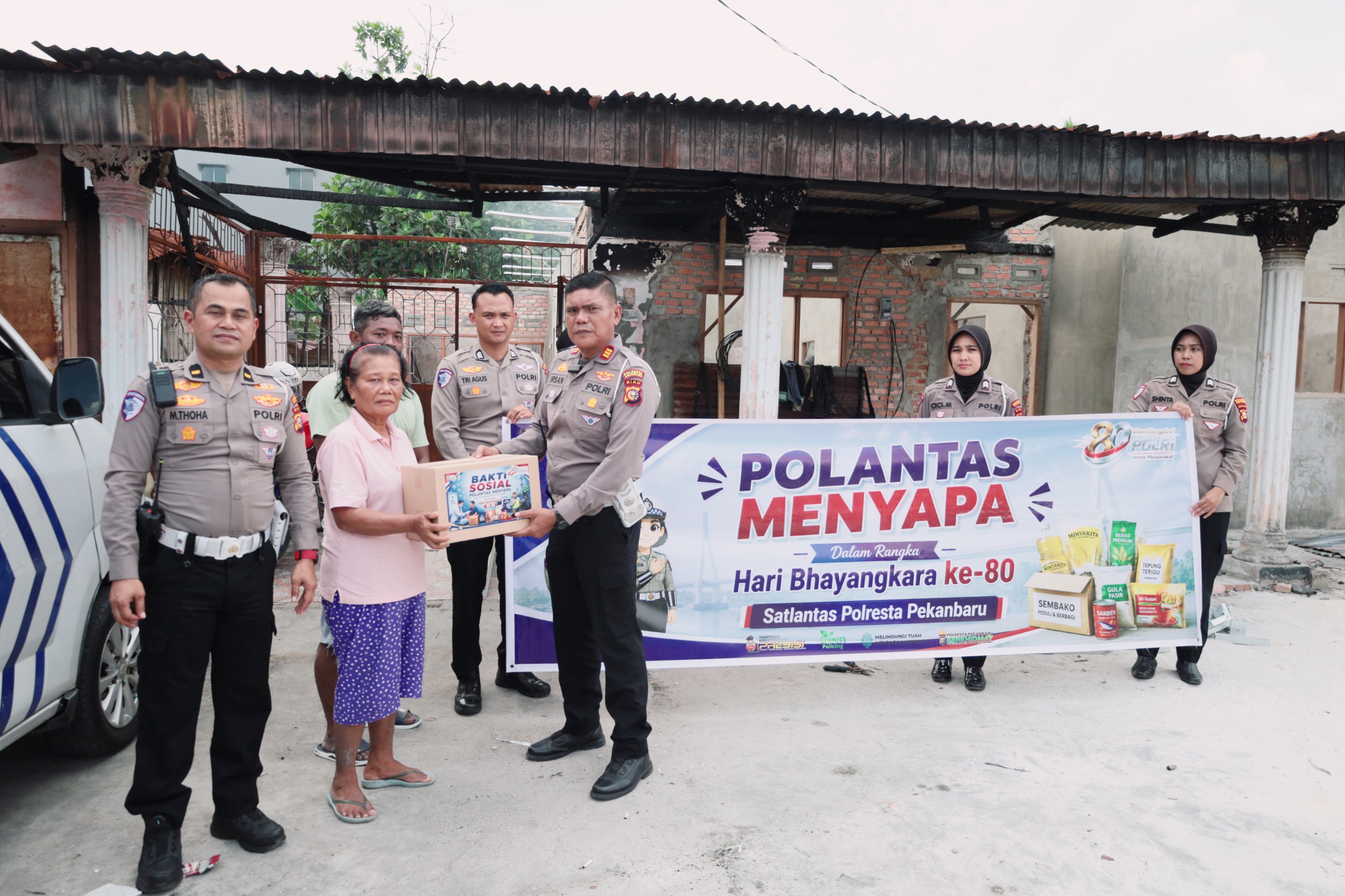 Distribusikan 3.720 Paket Bansos, 29 Program Air Bersih dan 11 Bedah Rumah, Polda Riau Hadir Memberikan Manfaat Nyata Untuk Masyarakat