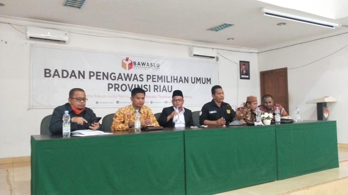 Bahas Strategi Pengawasan Pilkada di Tengah Pandemi Covid-19, Bawaslu Riau Rakor Dengan Bawaslu Kabupaten/Kota