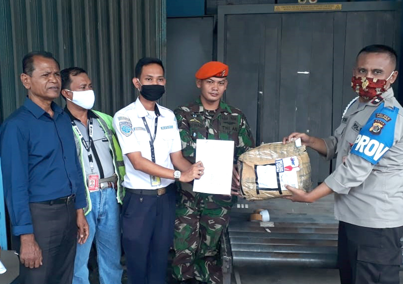 Satgas Pamrahwan Yonko 462 Pashas Gagalkan Pengiriman Sabu di Bandara Sentani