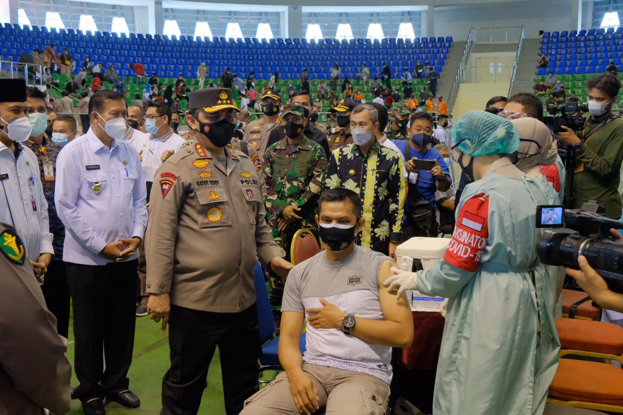 Respon Arahan Presiden Dalam Penanganan Covid-19 Secara Ovensif, Wakapolri Lakukan Kunjungan Kerja Ke Provinsi Riau